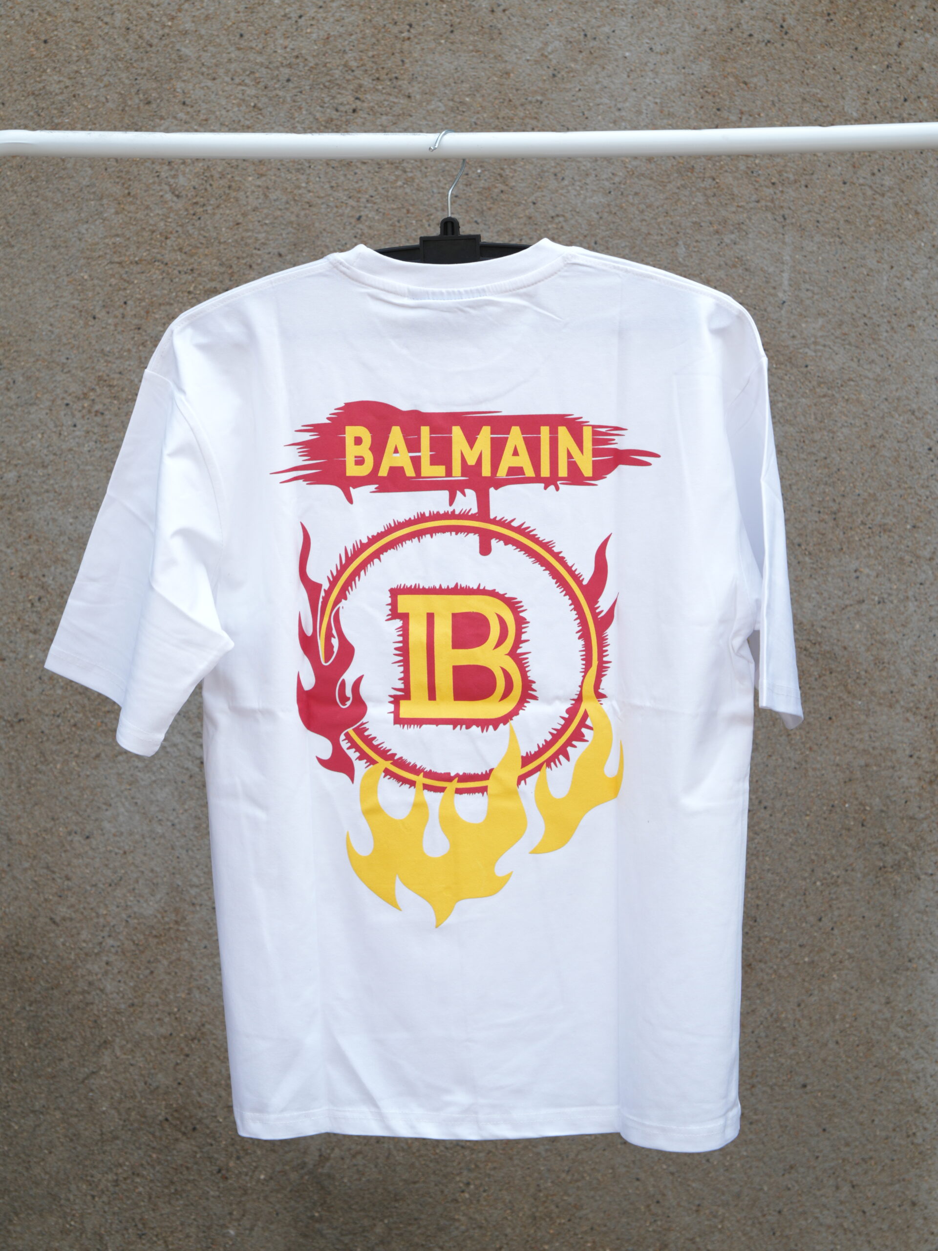 Urbansaura "Vivid Flame" Oversized T-Shirt